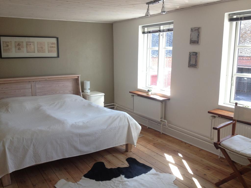 Kildegaarden Bed & Breakfast Frorup Стая снимка